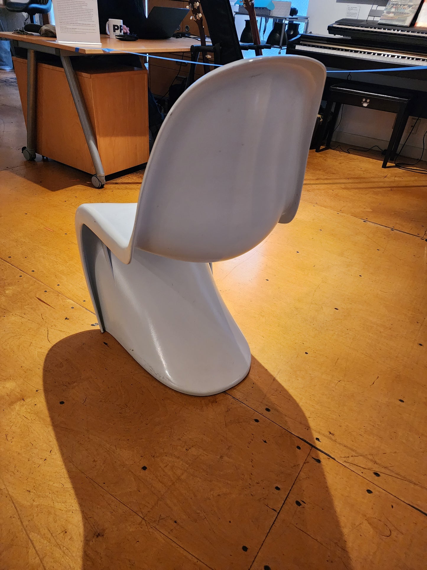 Style of Verner Panton Chair.