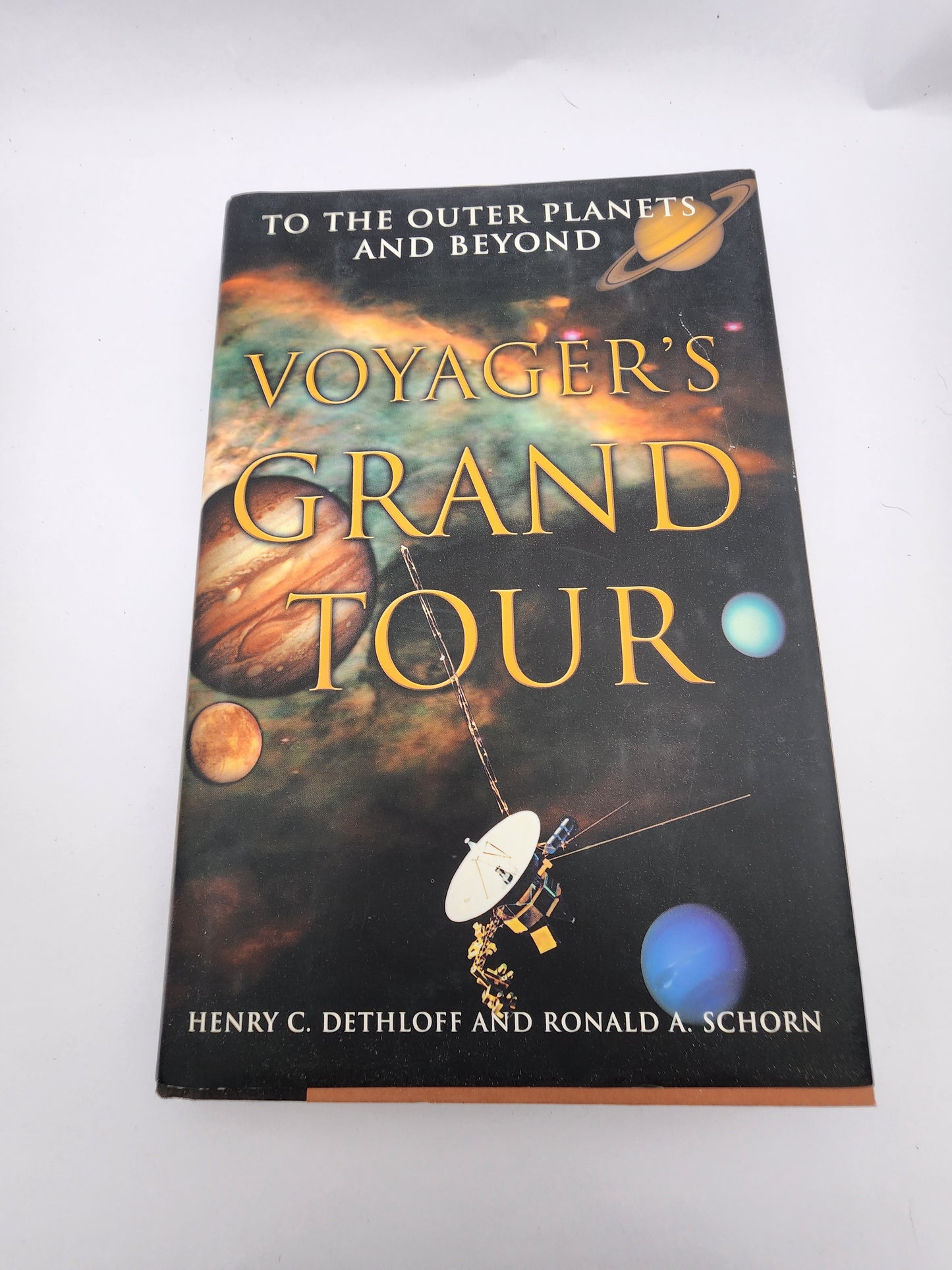 Book "Voyager's Grand Tour"
