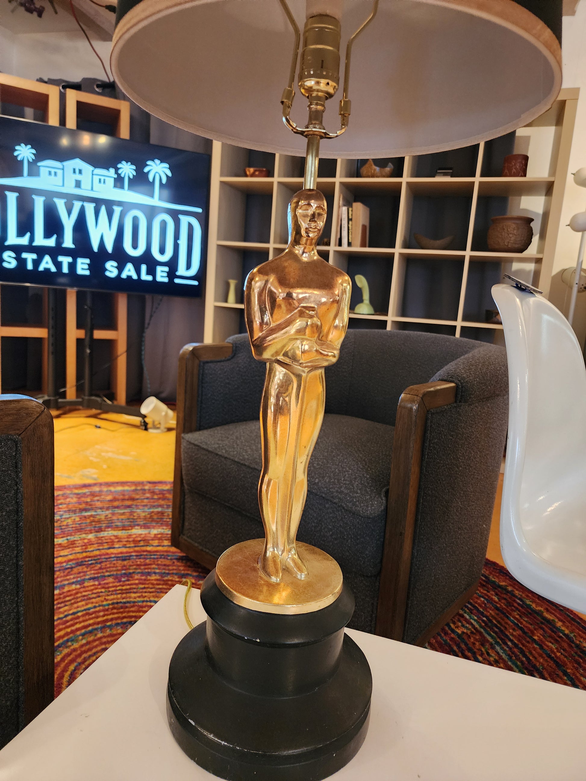 Oscar Lamp by Joel Schiller.