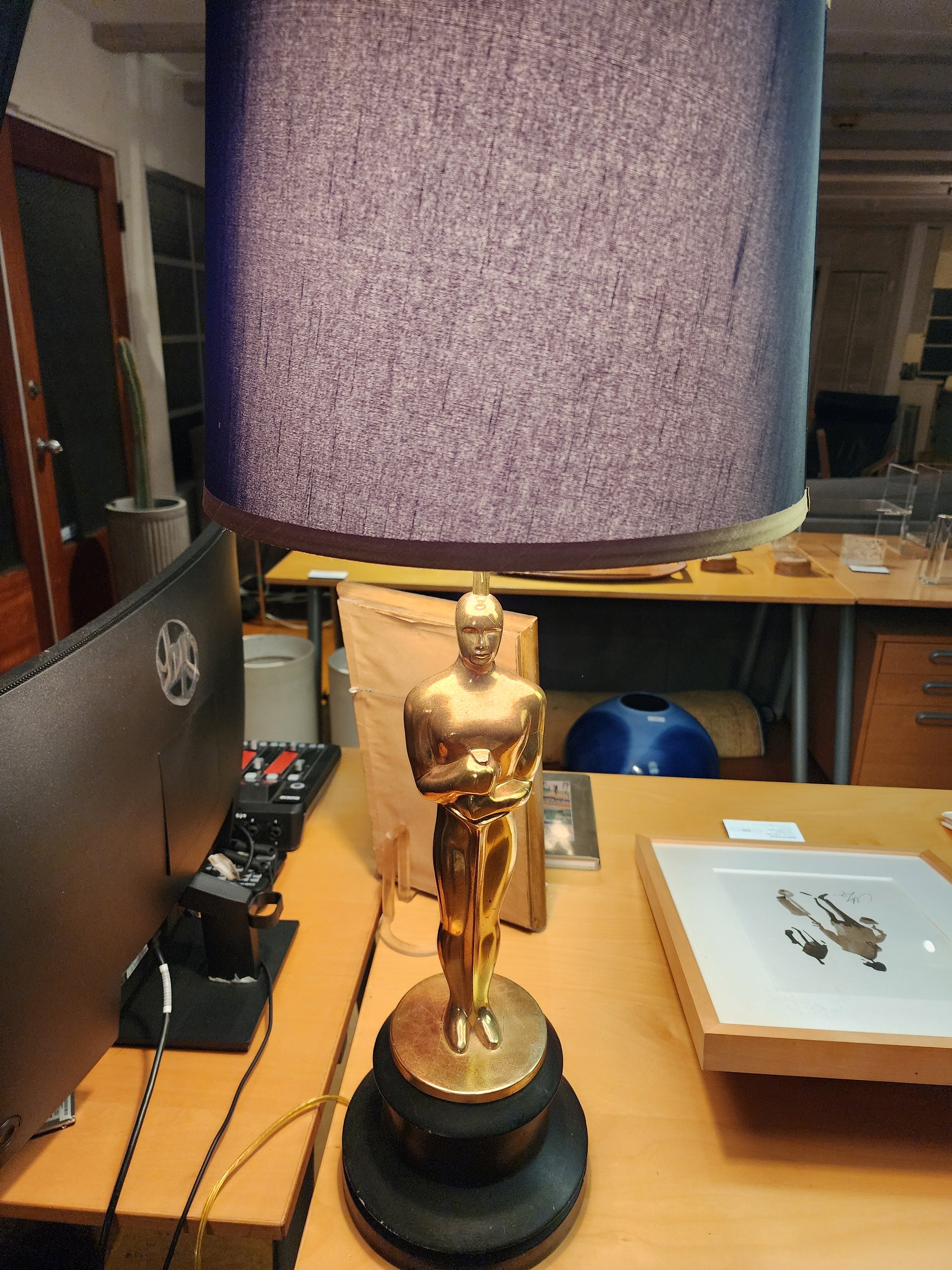 Oscar Lamp by Joel Schiller.