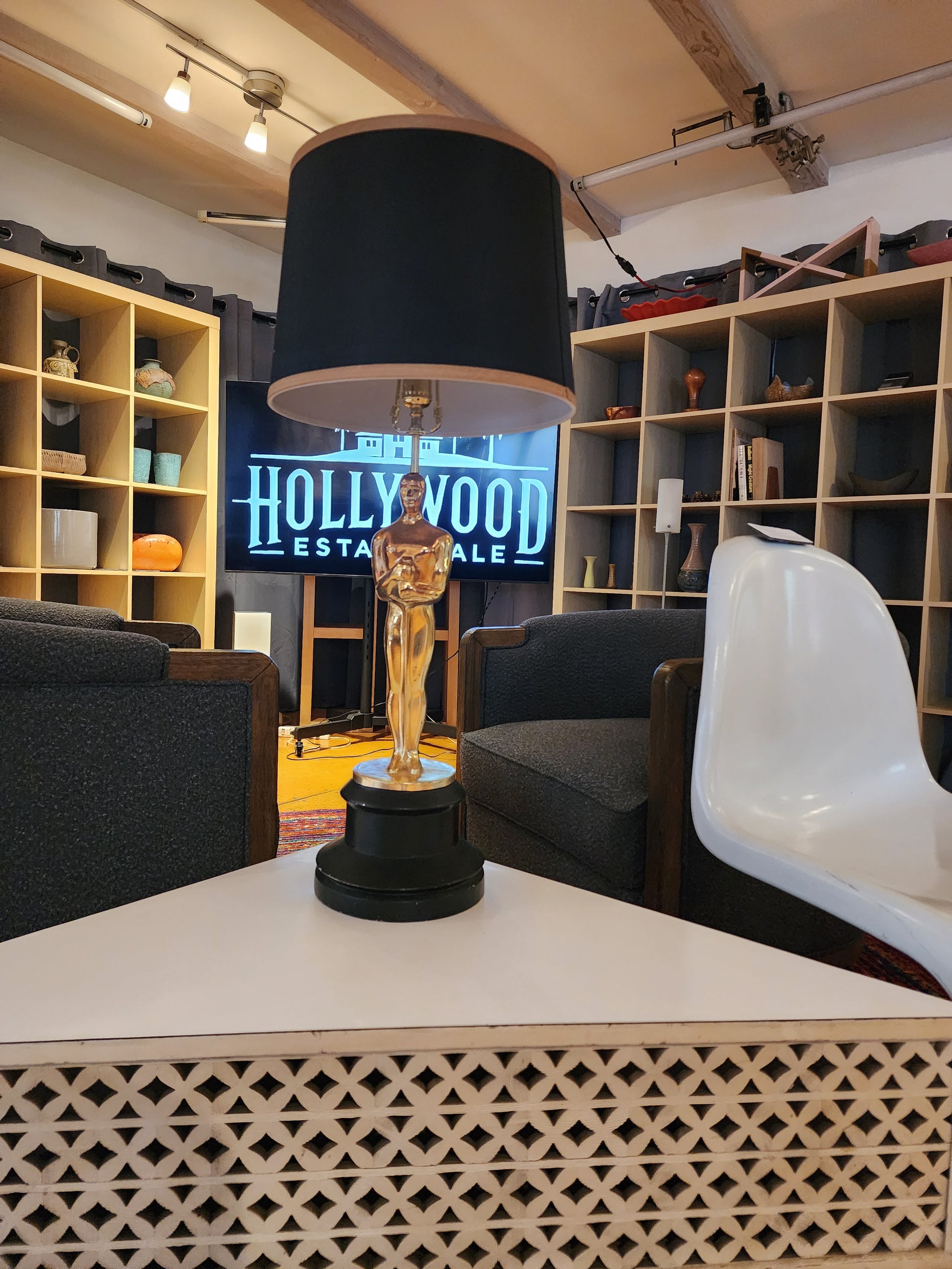 Oscar Lamp by Joel Schiller.